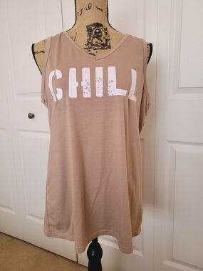 🤎 Women's Graphic Tank